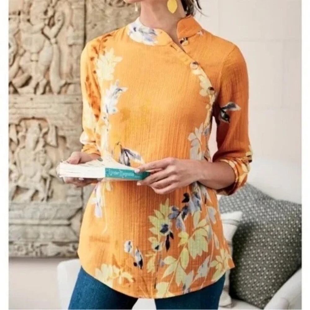 Soft Surroundings Pauleena Pullover Button Neck
Tunic Top shirt Floral